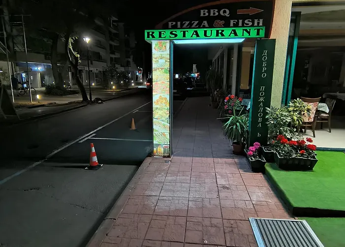 Slavi Exselsior, Sunny