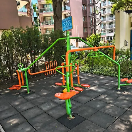 Slavi Exselsior, Sunny Appartamento 3*